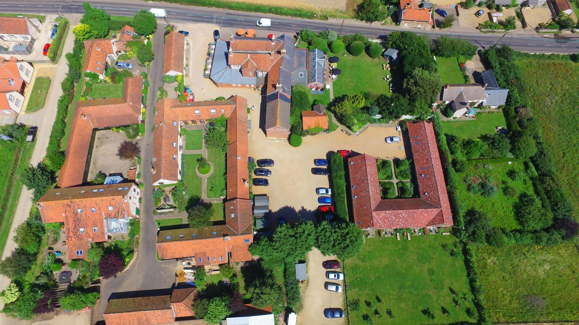 Titchwell Manor Hotel Buitenkant foto